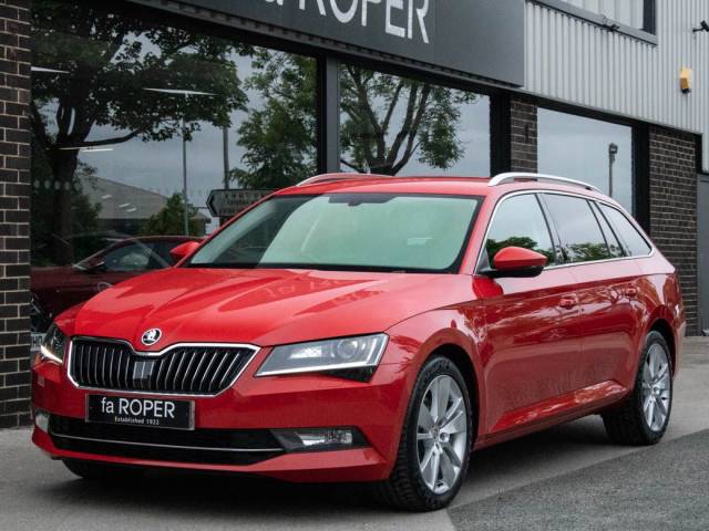 Skoda Superb Estate 2.0 TDI CR SE L Executive 4X4 Manual 6 Speed 150ps Estate Diesel Corrida Red