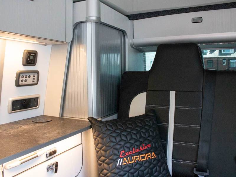 Volkswagen Transporter   Registered:2022(22)