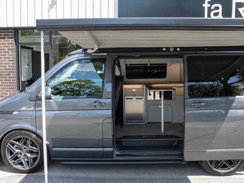 Volkswagen Transporter   Registered:2022(22)