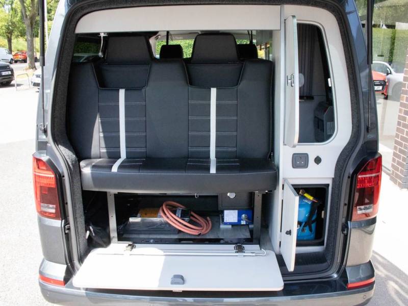 Volkswagen Transporter   Registered:2022(22)