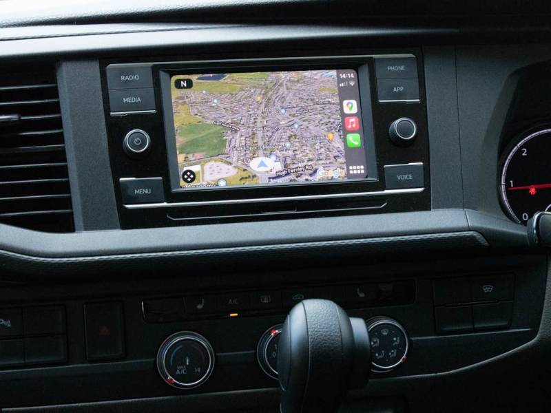 Volkswagen Transporter   Registered:2022(22)