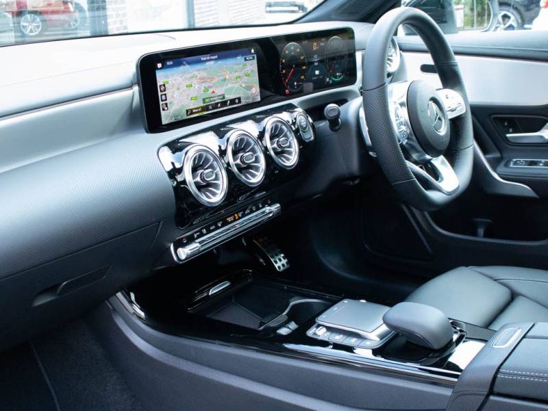 Mercedes Benz CLA   Registered:2022(72)