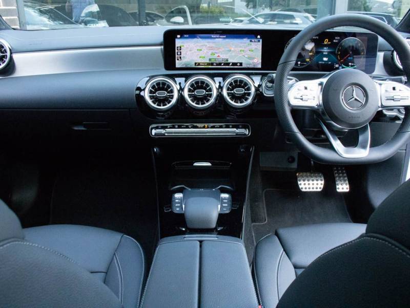 Mercedes Benz CLA   Registered:2022(72)