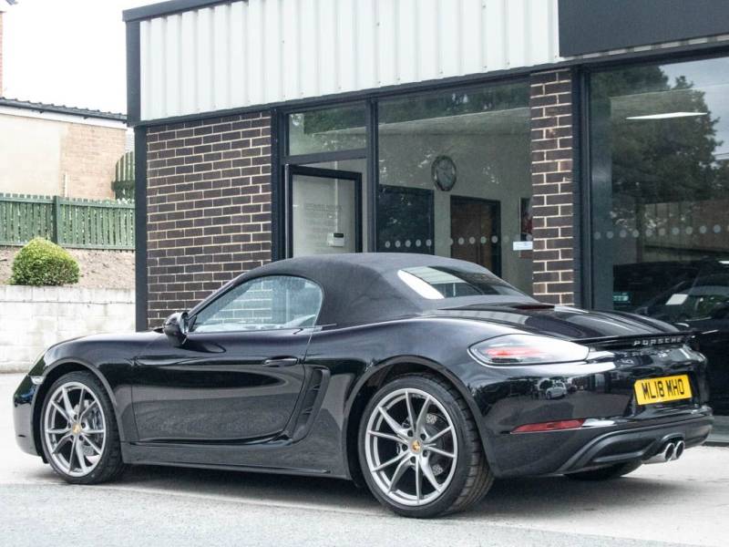 Porsche Boxster   Registered:2018(18)
