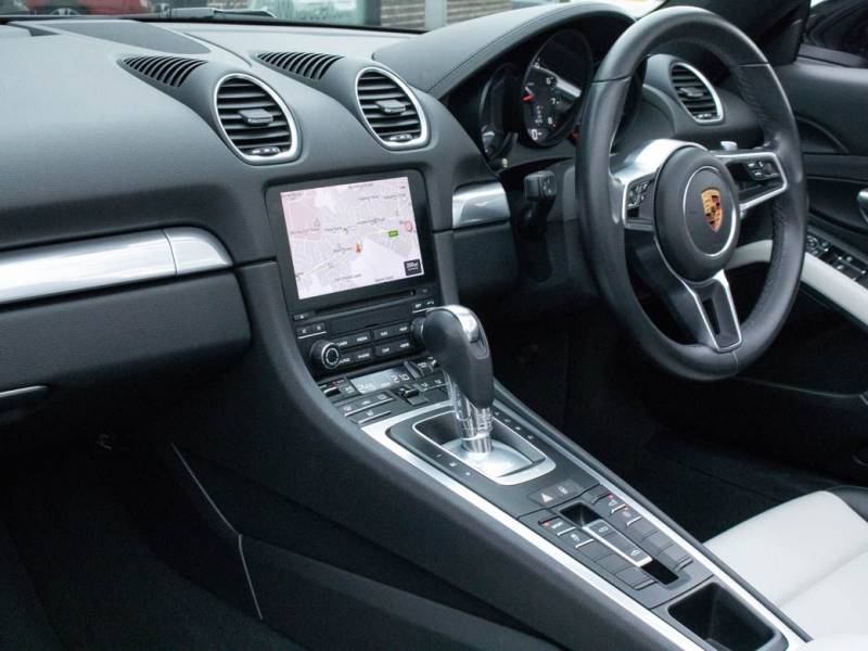 Porsche Boxster   Registered:2018(18)