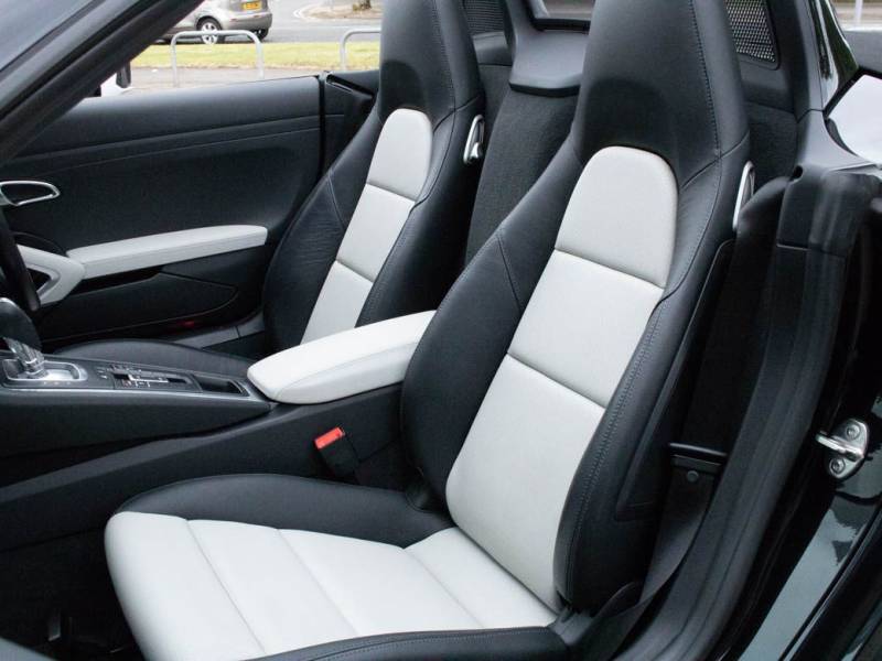 Porsche Boxster   Registered:2018(18)