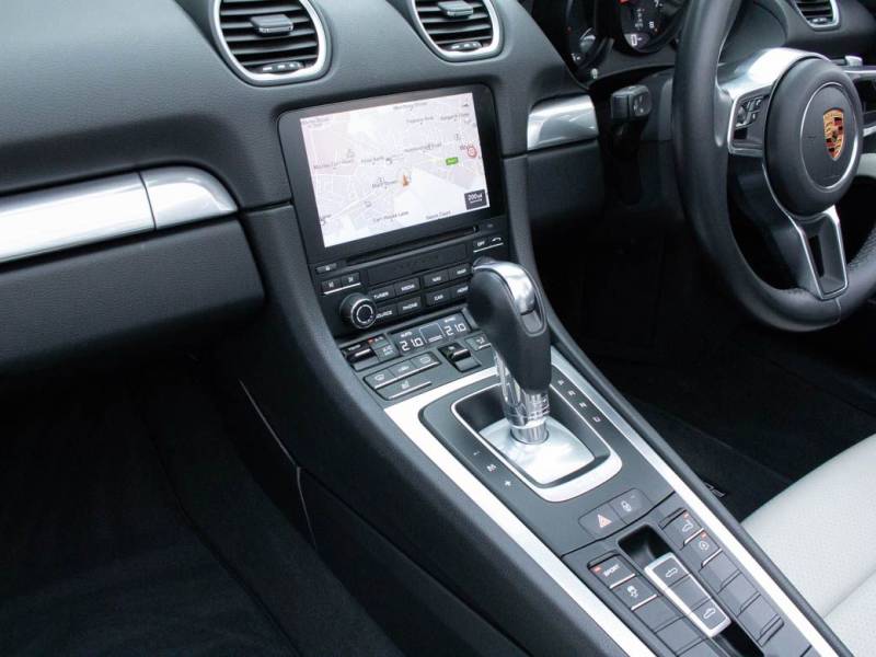 Porsche Boxster   Registered:2018(18)