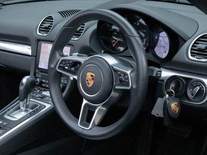 Porsche Boxster   Registered:2018(18)