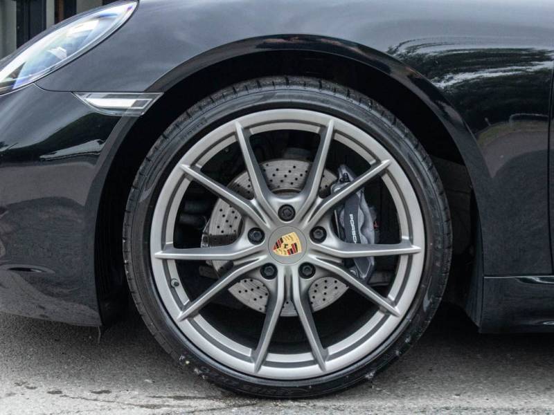 Porsche Boxster   Registered:2018(18)