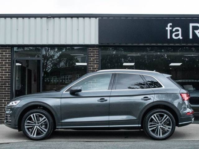 2020 Audi Q5 2.0 TFSI e 55 quattro S Line Competition S tronic PHEV 367ps