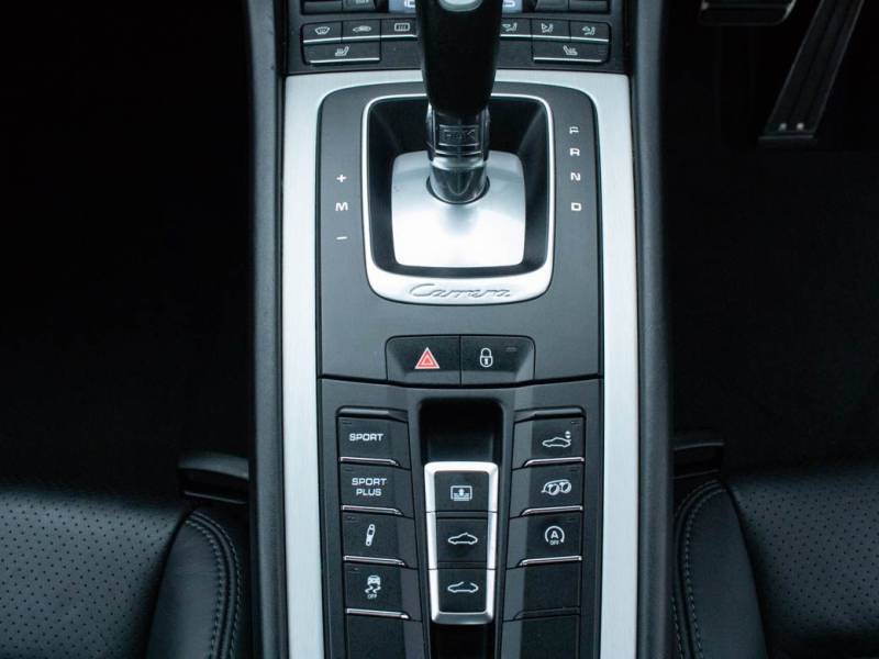 Porsche 911   Registered:2013(63)