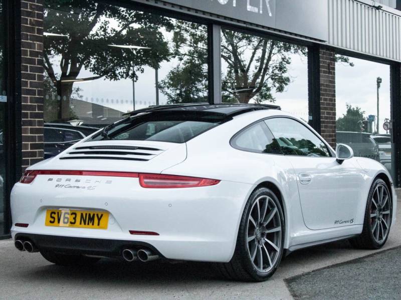 Porsche 911   Registered:2013(63)