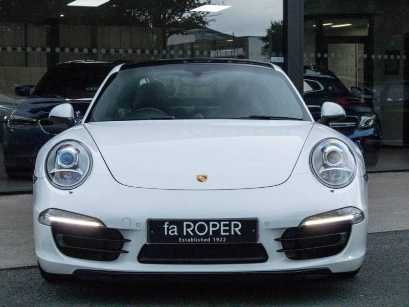 Porsche 911   Registered:2013(63)