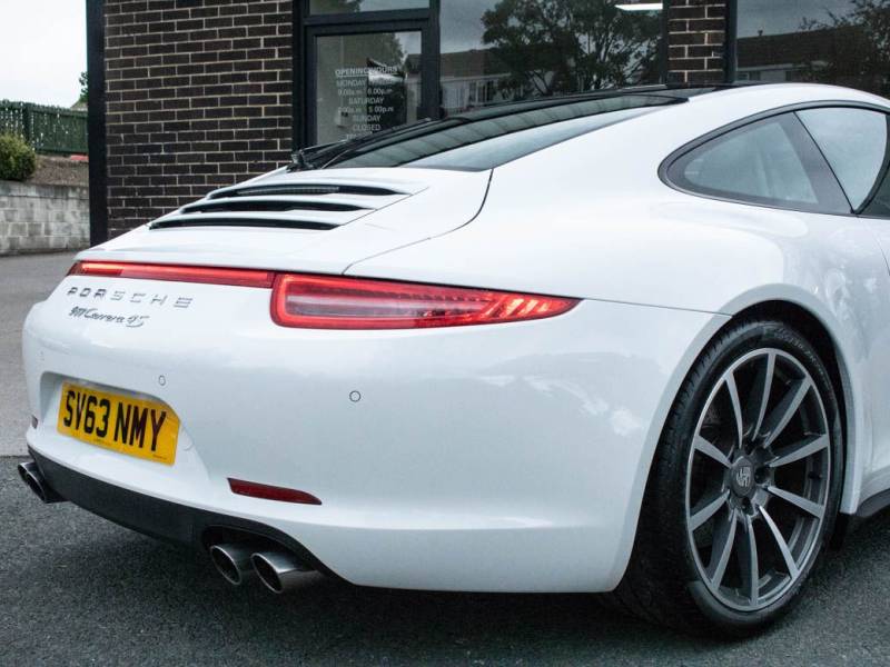 Porsche 911   Registered:2013(63)