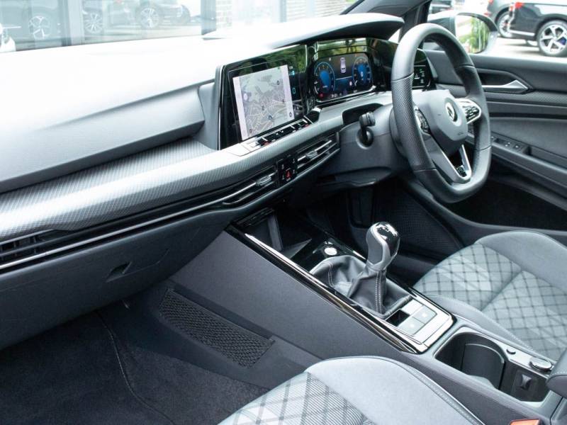 Volkswagen Golf   Registered:2022(72)