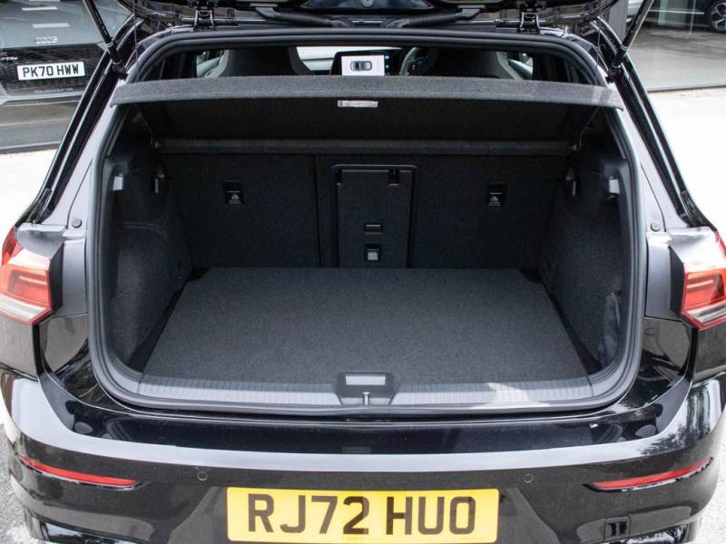 Volkswagen Golf   Registered:2022(72)