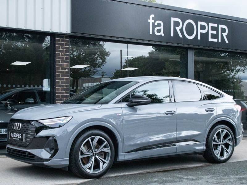 Audi Q4 E Tron   Registered:2022(71)