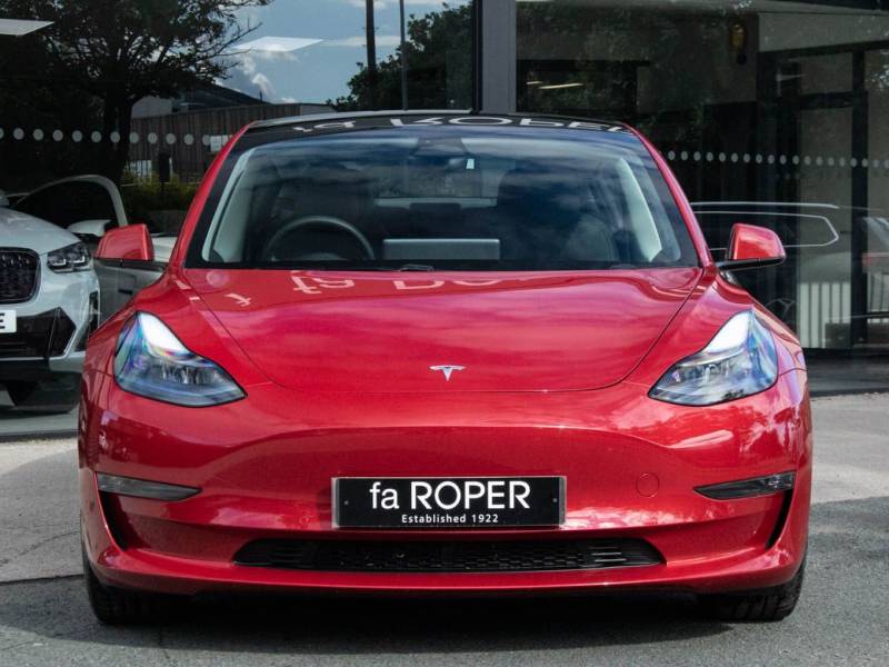 Tesla Model 3   Registered:2022(22)