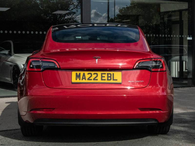 Tesla Model 3   Registered:2022(22)
