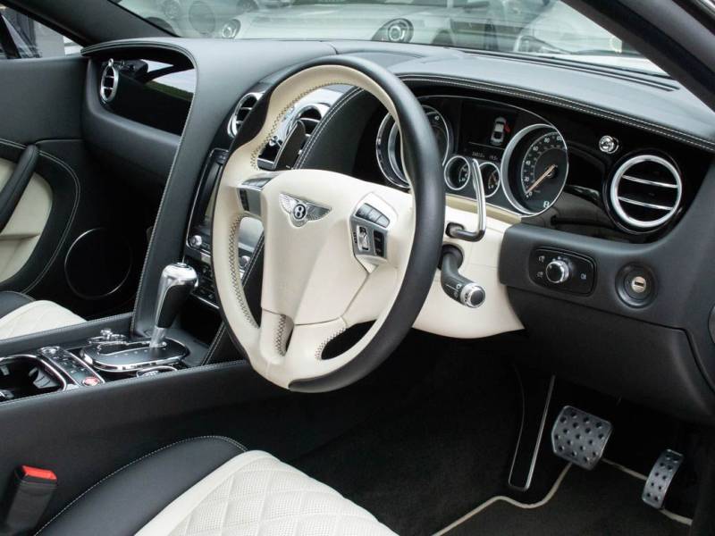 Bentley Continental GT   Registered:2015(65)