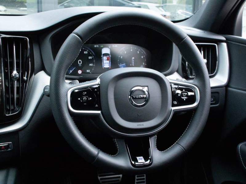 Volvo XC60   Registered:2019(19)