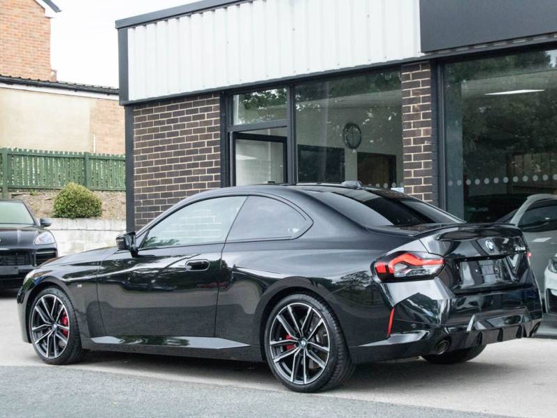 BMW 2 Series   Registered:2022(72)