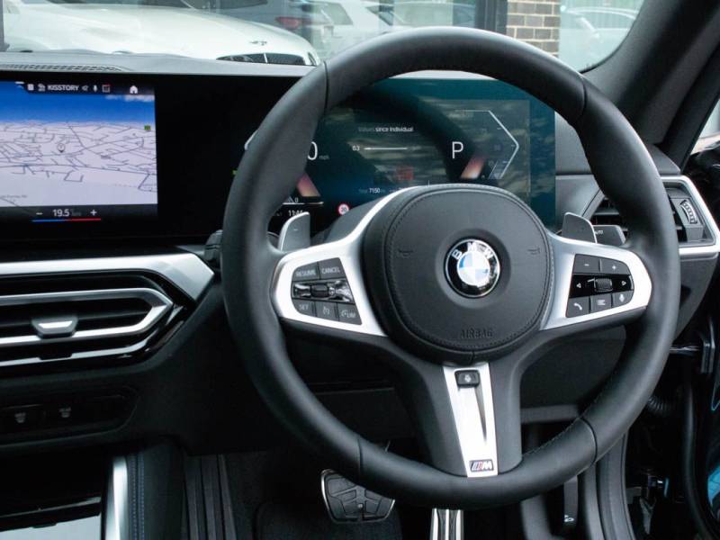 BMW 2 Series   Registered:2022(72)