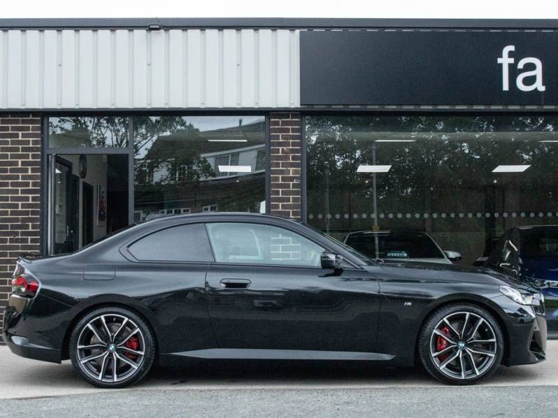 BMW 2 Series   Registered:2022(72)