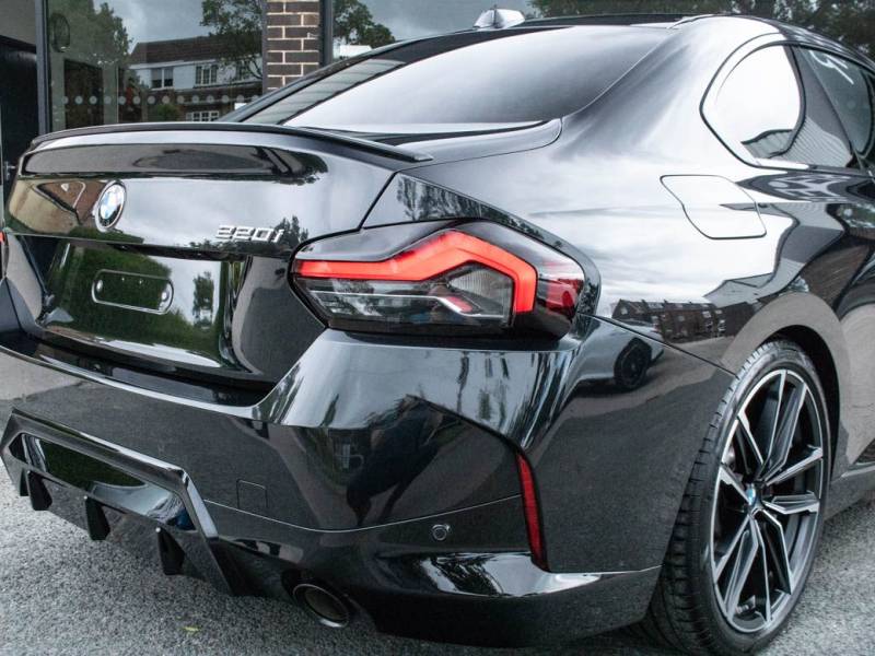 BMW 2 Series   Registered:2022(72)