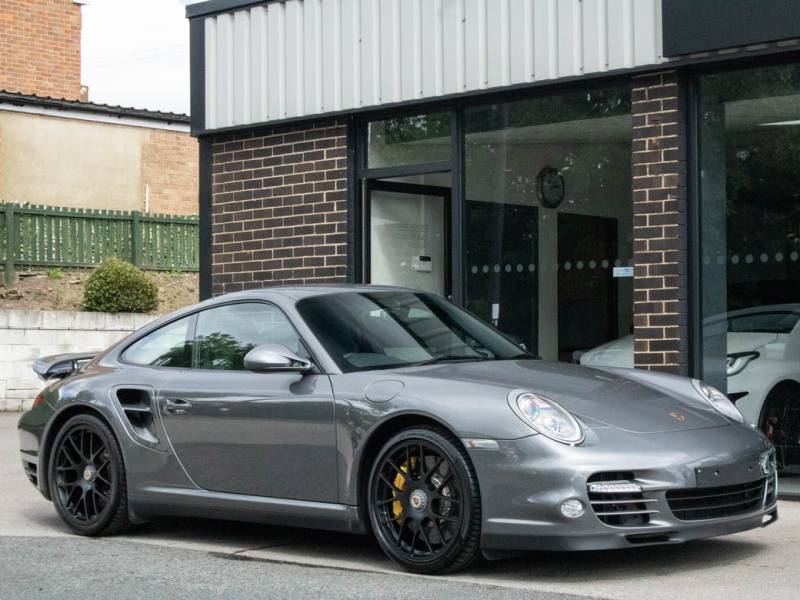 Porsche 911   Registered:2010(10)