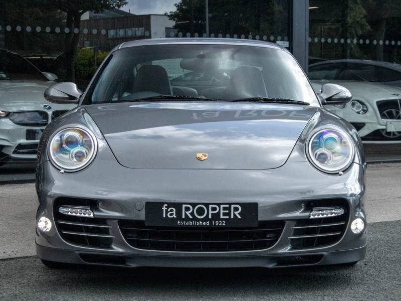 Porsche 911   Registered:2010(10)