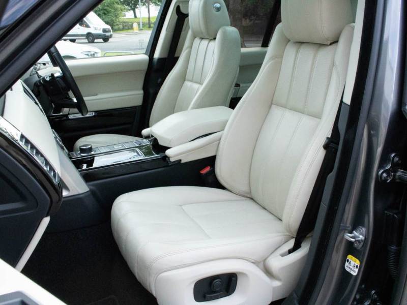 Land Rover Range Rover   Registered:2015(65)