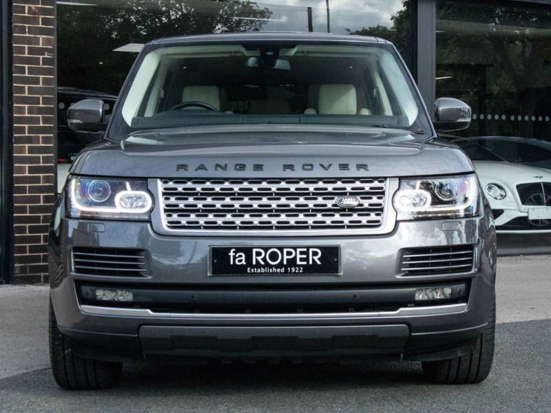 Land Rover Range Rover   Registered:2015(65)