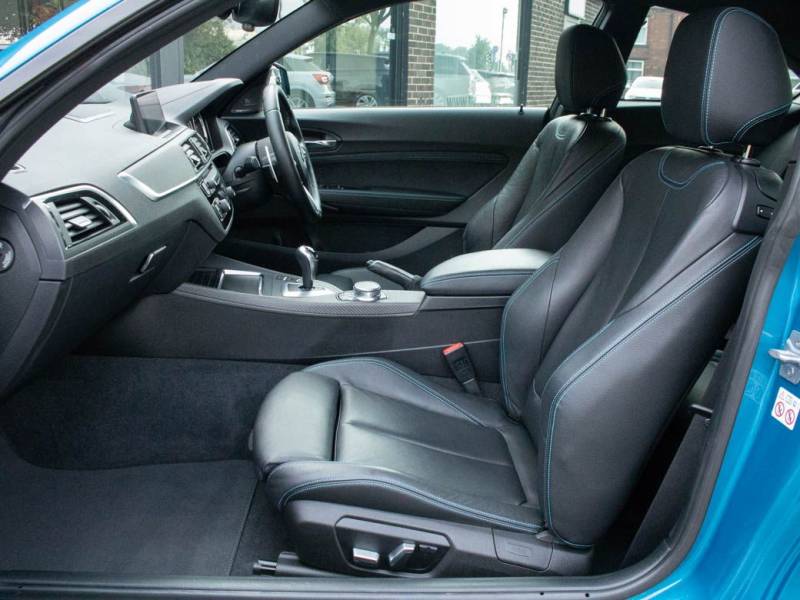 BMW M2   Registered:2018(18)