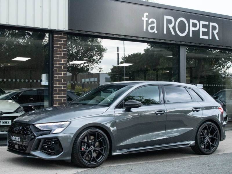 Audi RS3   Registered:2022(22)