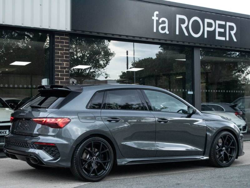 Audi RS3   Registered:2022(22)