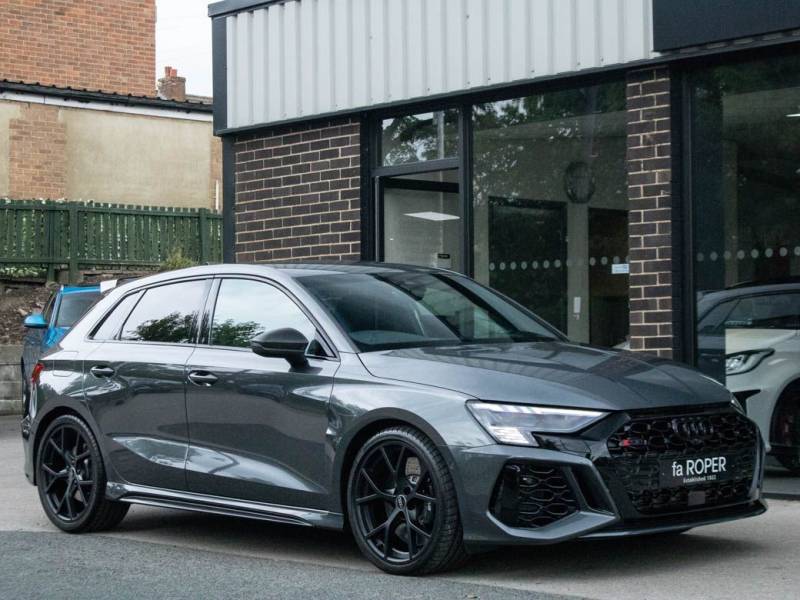 Audi RS3   Registered:2022(22)