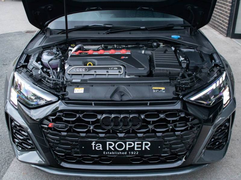 Audi RS3   Registered:2022(22)