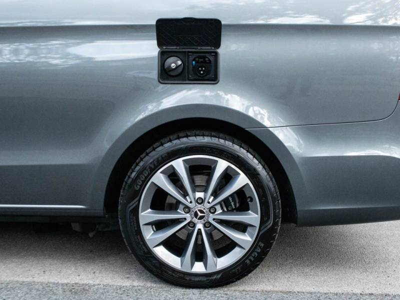 Mercedes Benz V Class   Registered:2021(21)