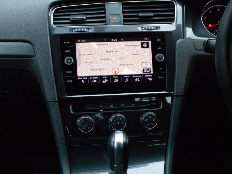 Volkswagen Golf   Registered:2017(67)