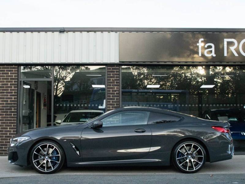 BMW 8 Series   Registered:2019(19)