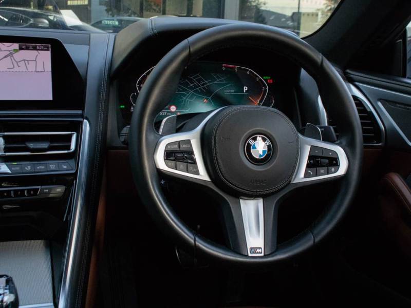 BMW 8 Series   Registered:2019(19)