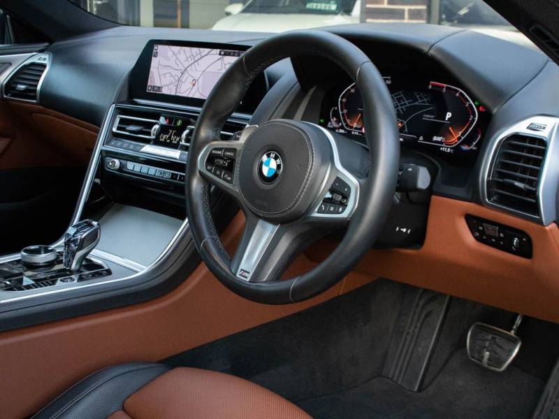 BMW 8 Series   Registered:2019(19)