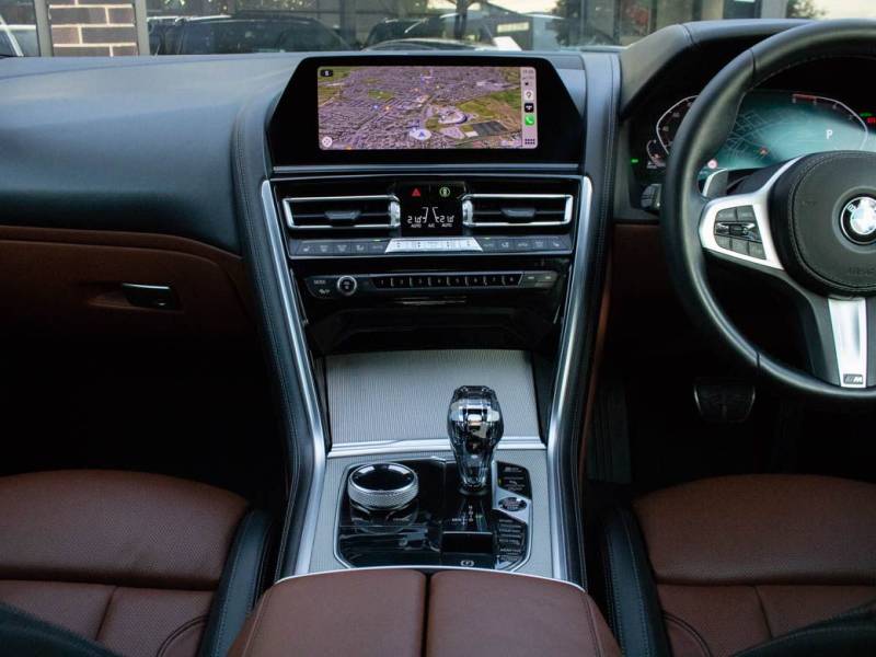 BMW 8 Series   Registered:2019(19)