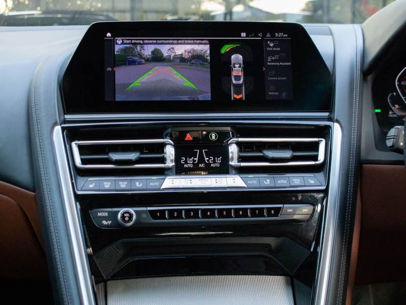 BMW 8 Series   Registered:2019(19)