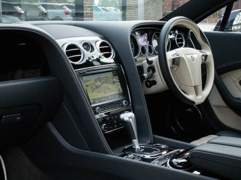 Bentley Continental GT   Registered:2016(16)