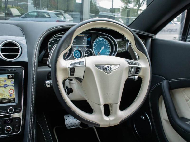 Bentley Continental GT   Registered:2016(16)