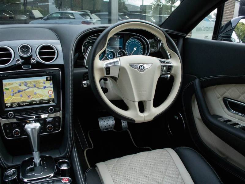 Bentley Continental GT   Registered:2016(16)