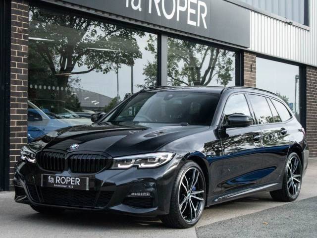 BMW 3 Series 2.0 320d xDrive M Sport Pro Touring Auto Estate Diesel Black Sapphire Metallic