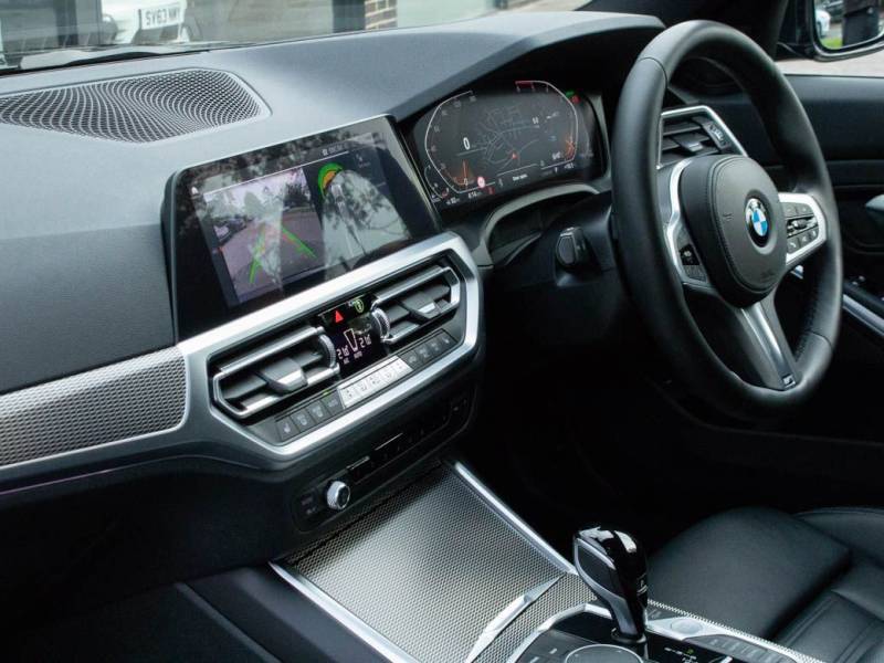 BMW 3 Series   Registered:2019(69)
